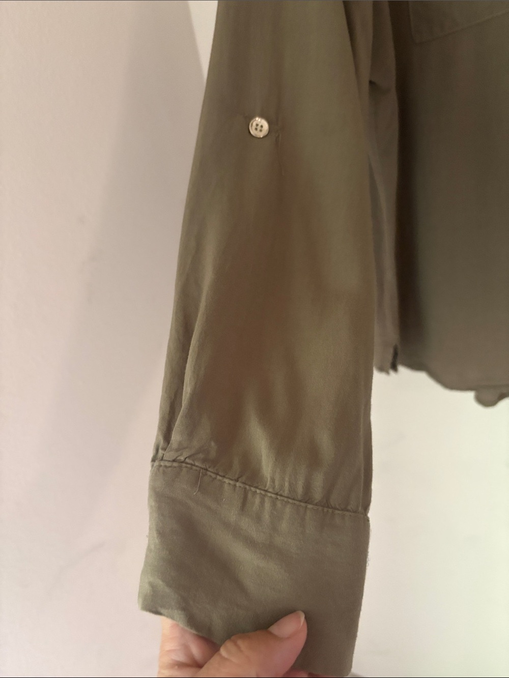 GUESS:Olive String-tieButton Front Blouse Size L - Picture 4 of 10